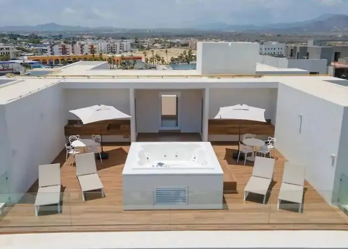 Apartment 2bdr Downtown Jacuzzi Pool Amenities