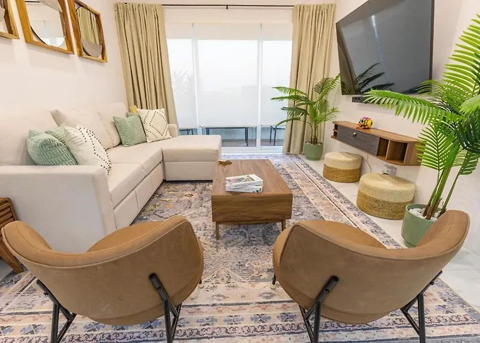 Apartment 2bdr Downtown Jacuzzi Pool Amenities *