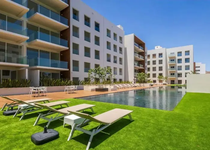 Apartment 2bdr Downtown Jacuzzi Pool Amenities